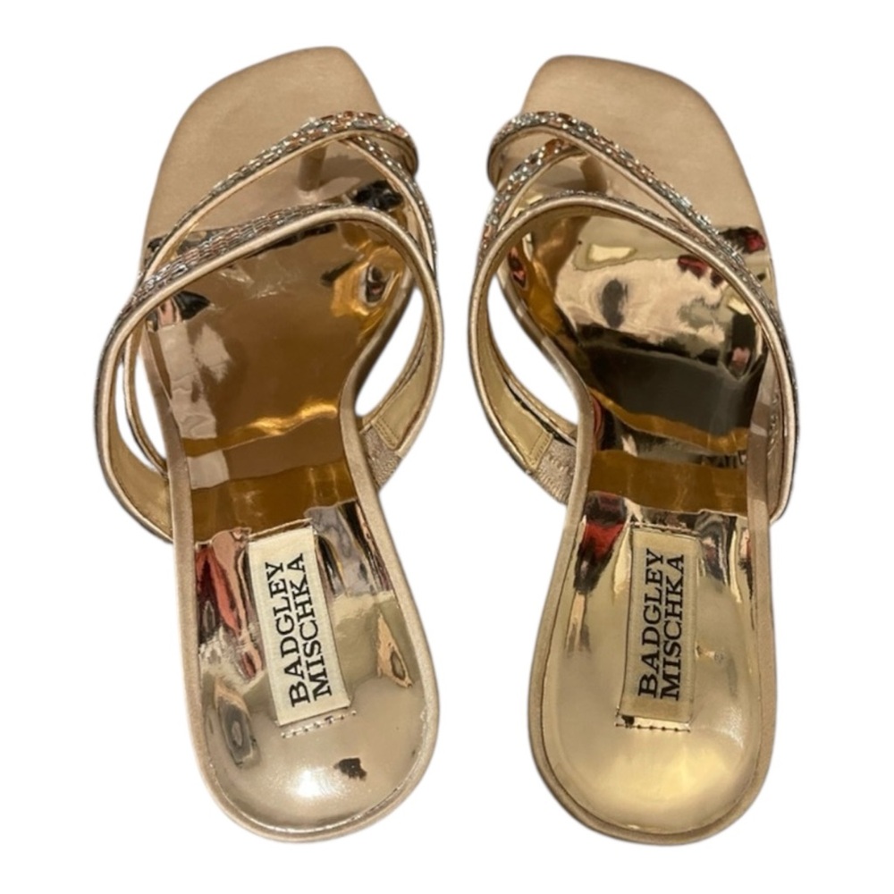 Badgley Mischka Zena Crystal Embellished Mid Heel Sandals Size 9.5 - Picture 2 of 4